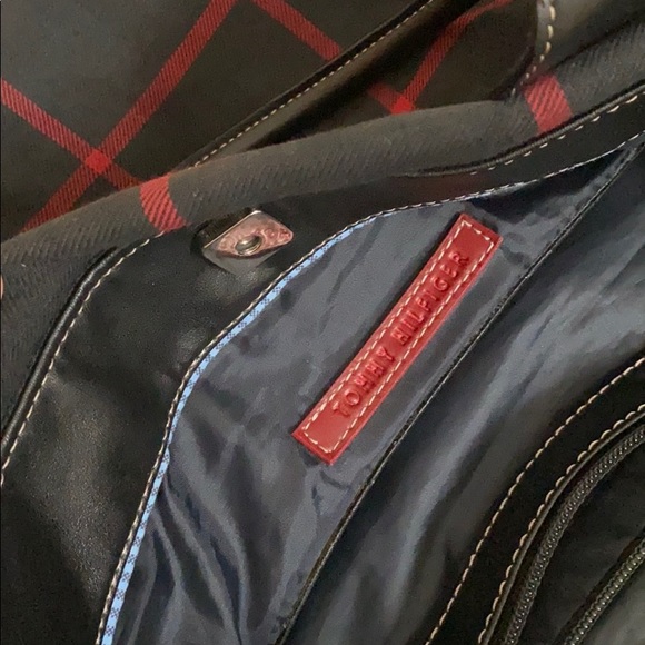 ‼️SOLD‼️Tommy Hilfiger bag - Picture 4 of 8